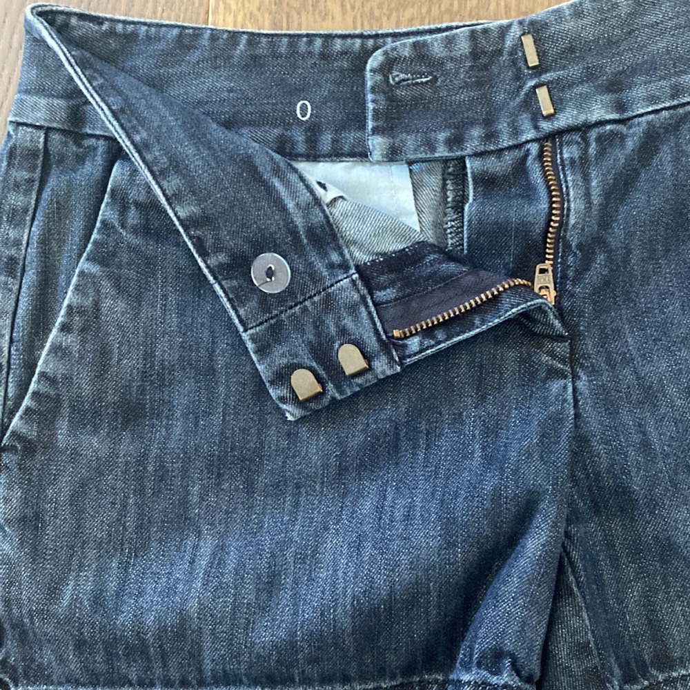 5/$10 Loft denim shorts Women’s size 0 - Picture 2 of 8